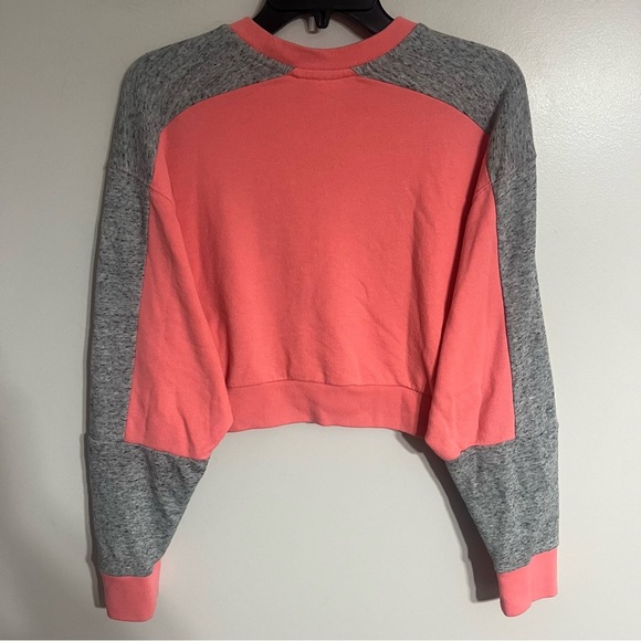 Women’s Pink Victoria’s Secret Cropped Sweatshirt Pink & Gray Size Small - Picture 9 of 10